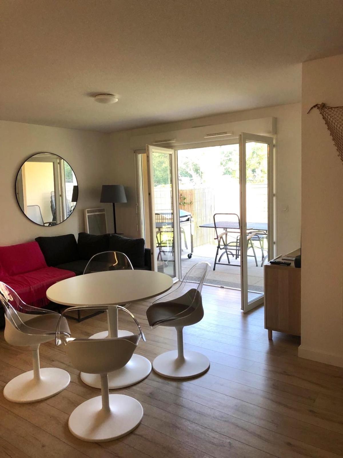 Appartement Rez De Jardin T3 Recent Et Calme Au Nouvelles Terres A Les Maures *