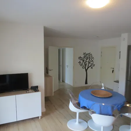 Apartamento Rez De Jardin T3 Recent Et Calme Au Nouvelles Terres A La Londe Les Maures Exterior foto